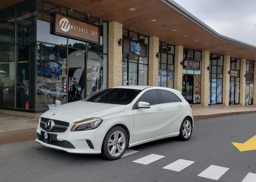 MERCEDES-BENZ A (2018)