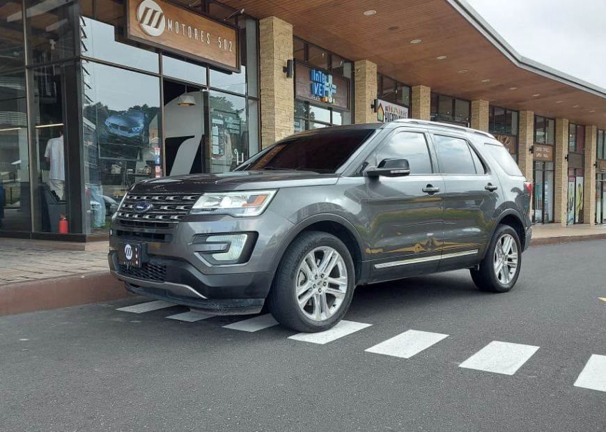 FORD EXPLORER (2017)