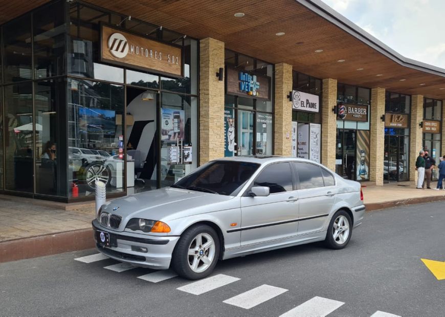 BMW 3 (1999)