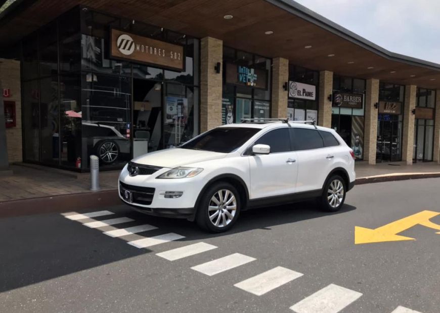 MAZDA CX9 (2007)