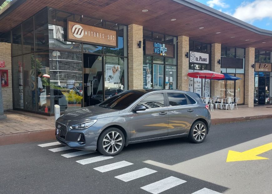 HYUNDAI I30 (2017)