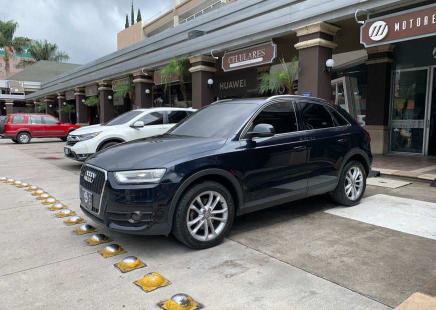 AUDI Q3 (2014)
