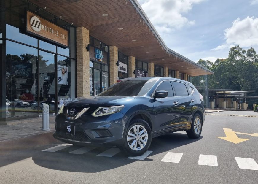 NISSAN X-TRAIL (2015)