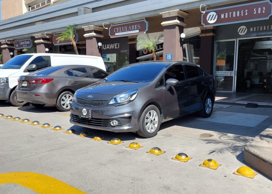 KIA RIO (2017)