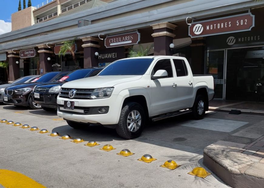 VOLKSWAGEN AMAROK (2016)