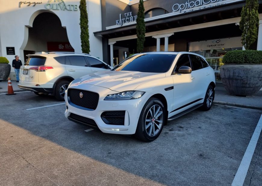 JAGUAR F-PACE (2018)