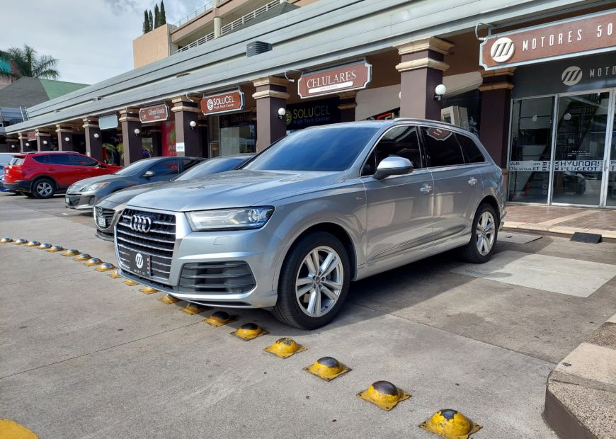 AUDI Q7 (2019)