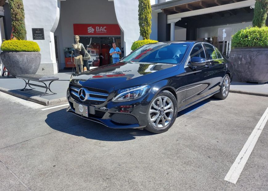 MERCEDES-BENZ C (2018)