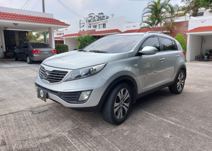 KIA SPORTAGE (2012)