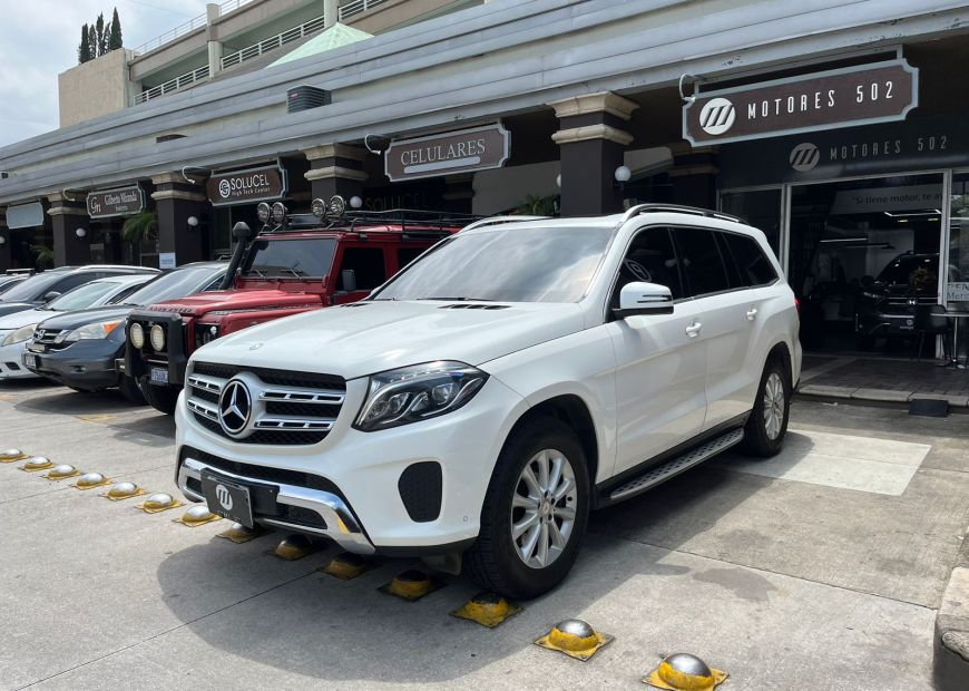 MERCEDES-BENZ GLS (2017)