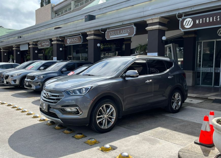 HYUNDAI SANTA FE (2017)