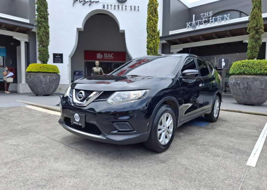 NISSAN X-TRAIL (2015)