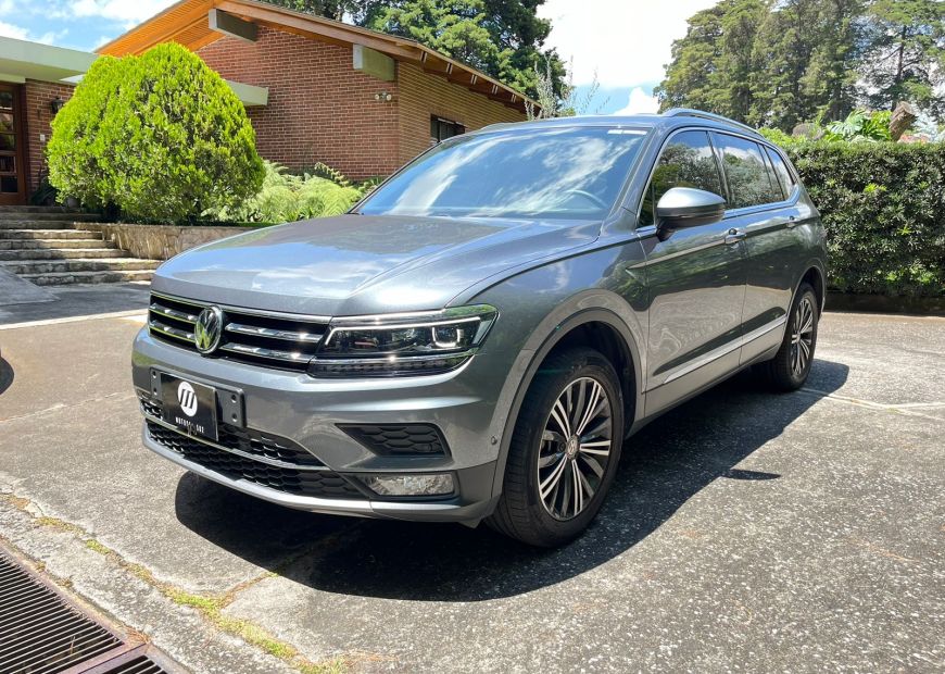 VOLKSWAGEN TIGUAN (2020)