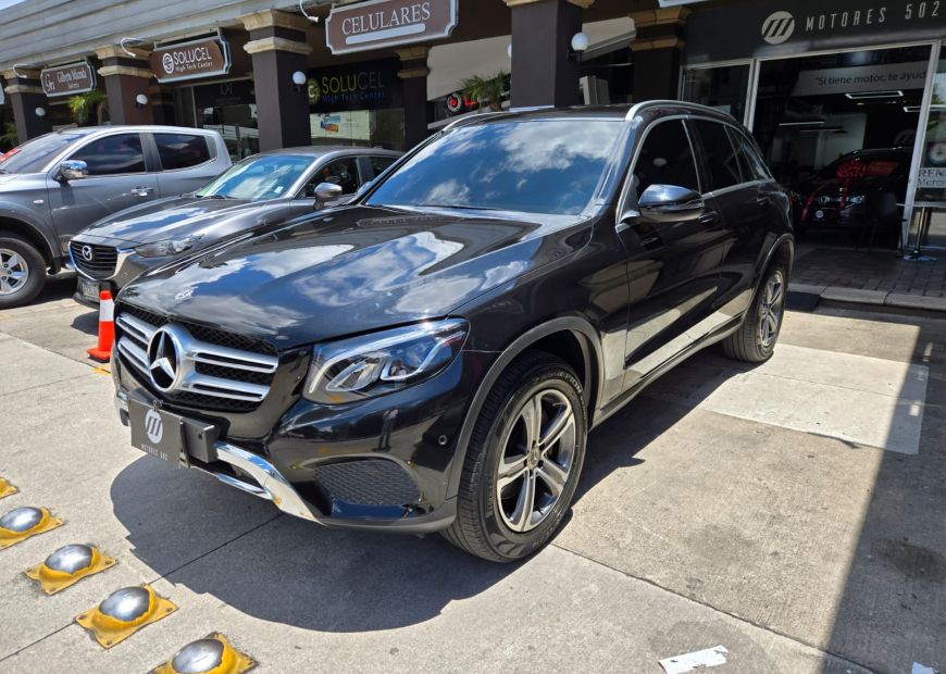 MERCEDES-BENZ GLC (2019)