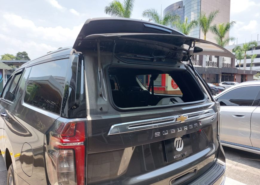 CHEVROLET SUBURBAN (2021)