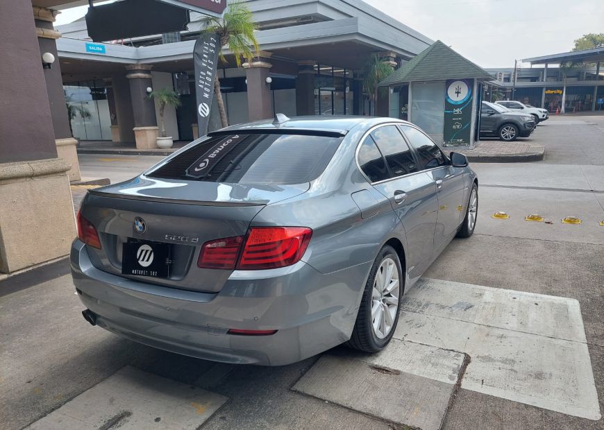 BMW 5 (2012)