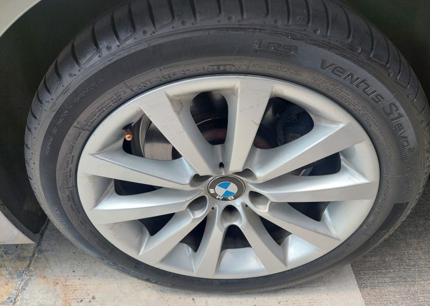 BMW 5 (2012)