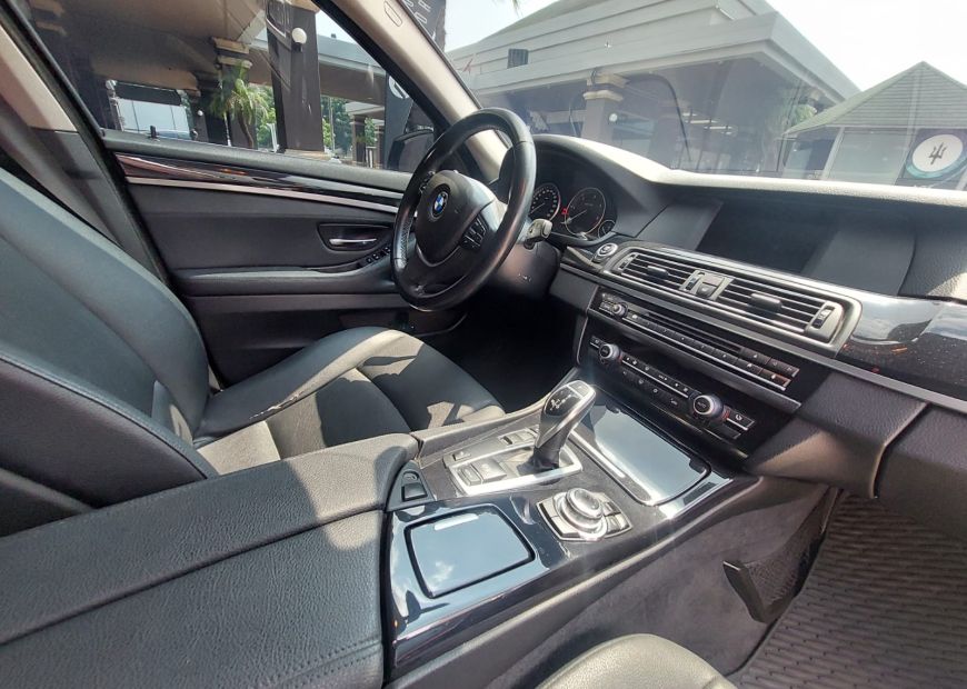 BMW 5 (2012)