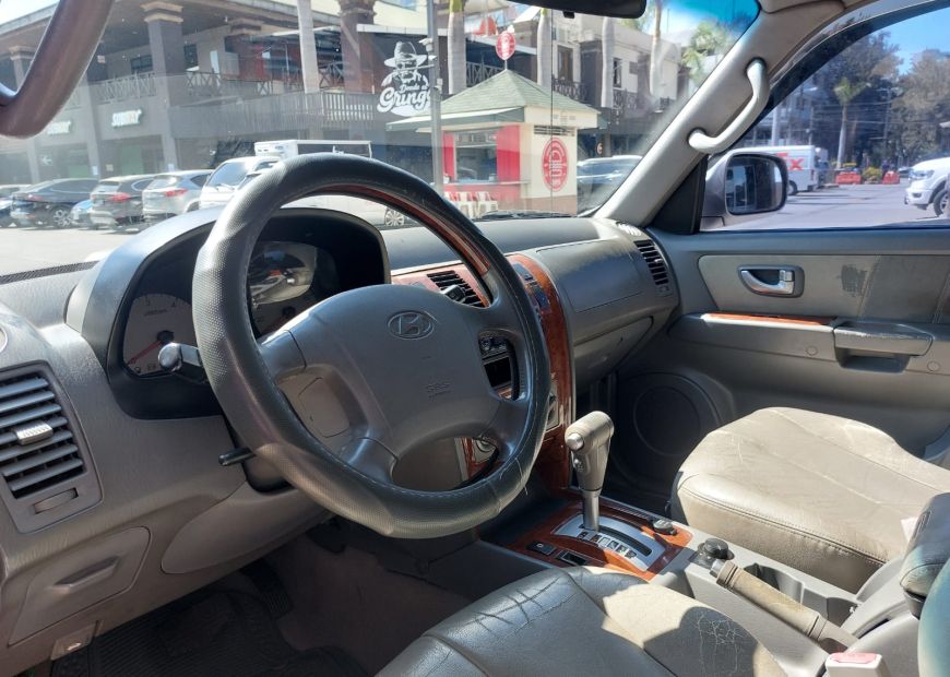 HYUNDAI TERRACAN (2005)
