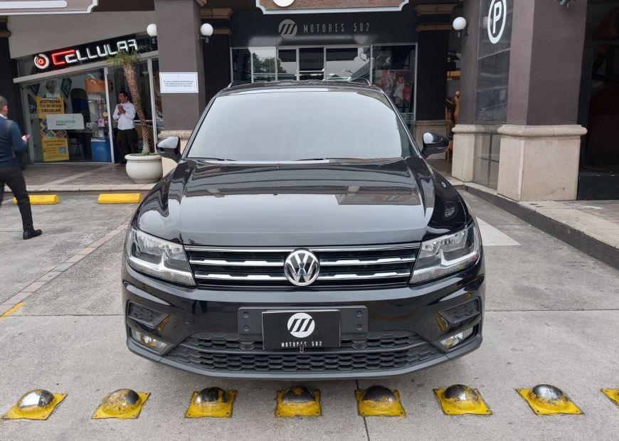 VOLKSWAGEN TIGUAN (2021)
