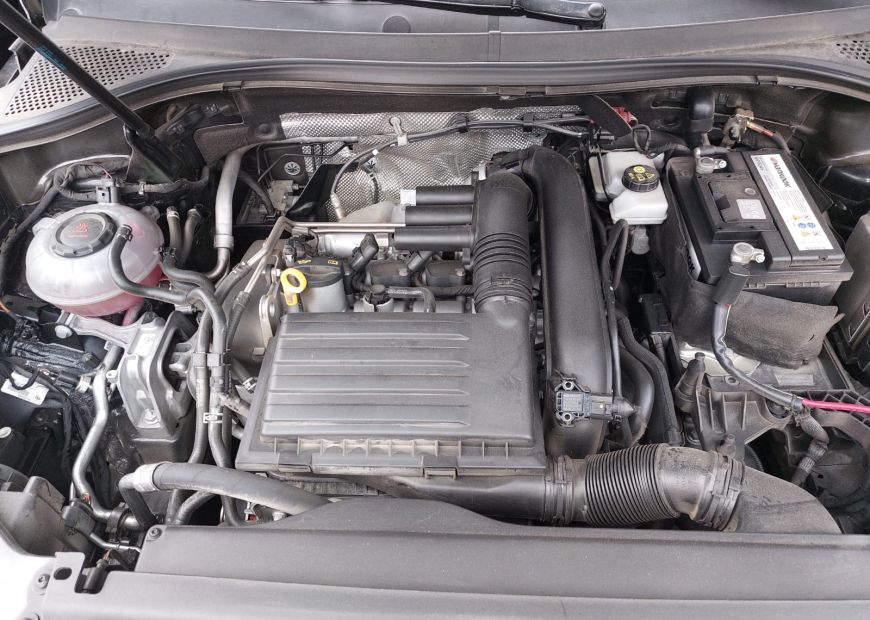 VOLKSWAGEN TIGUAN (2021)