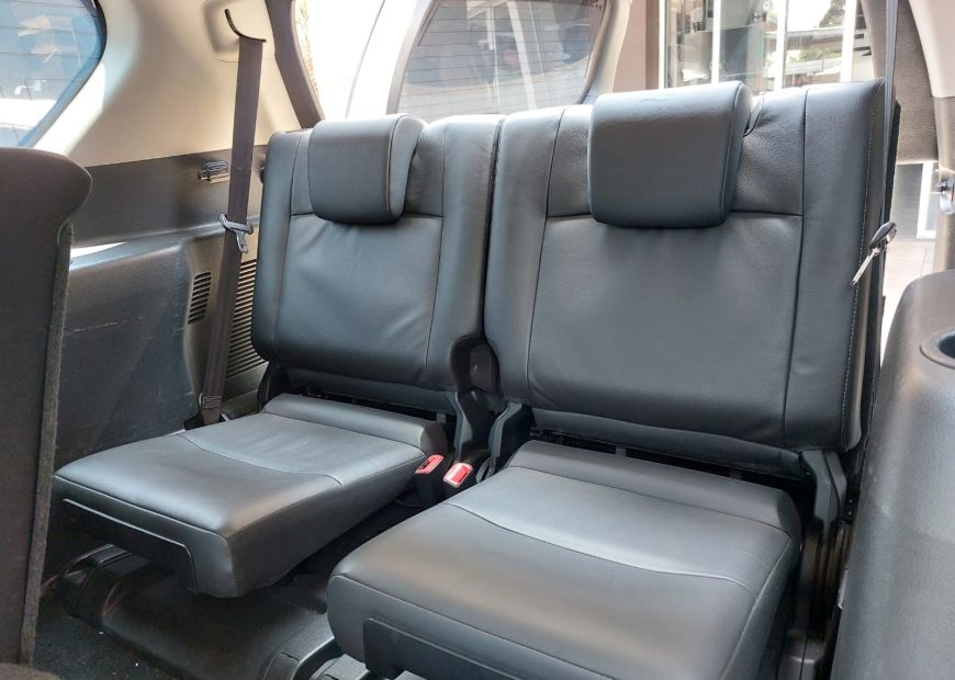 TOYOTA LAND CRUISER PRADO (2017)
