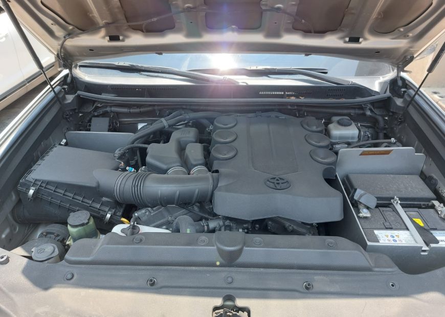 TOYOTA LAND CRUISER PRADO (2017)
