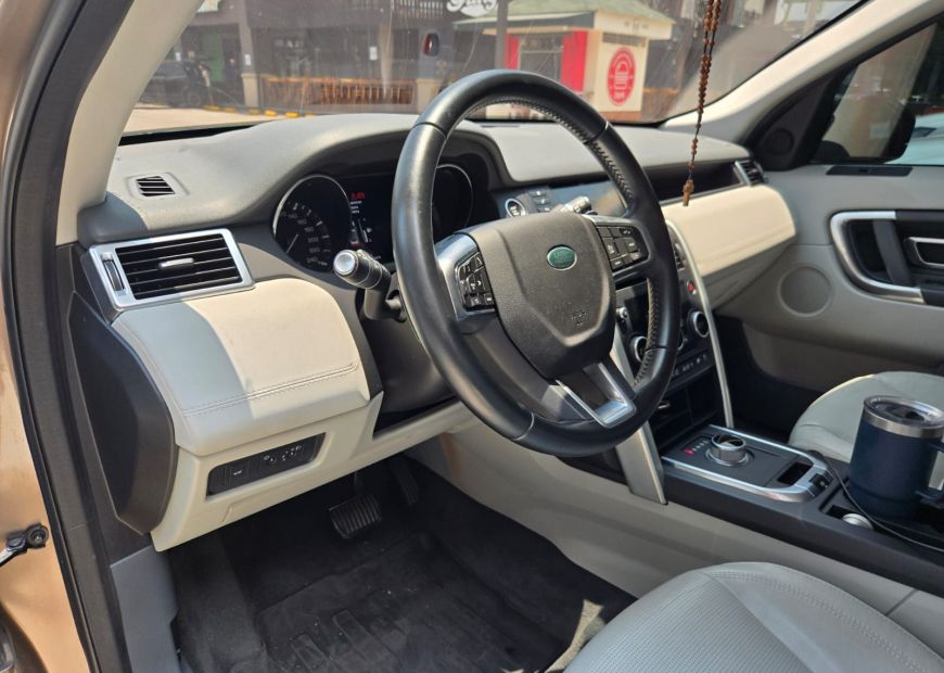 LAND ROVER DISCOVERY SPORT (2016)