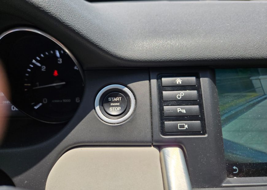 LAND ROVER DISCOVERY SPORT (2016)