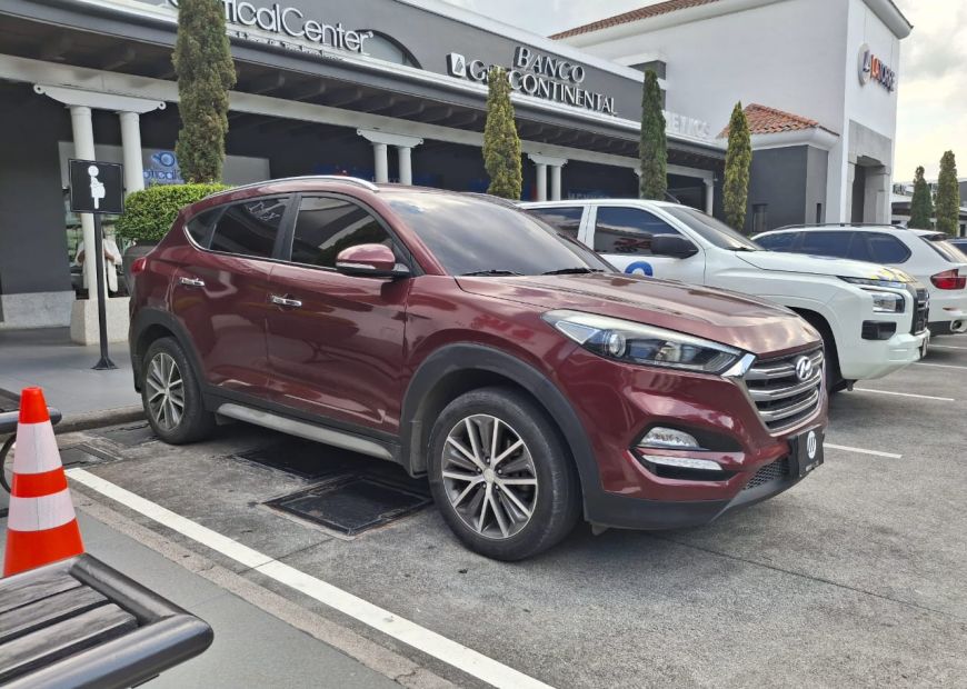 HYUNDAI TUCSON (2018)