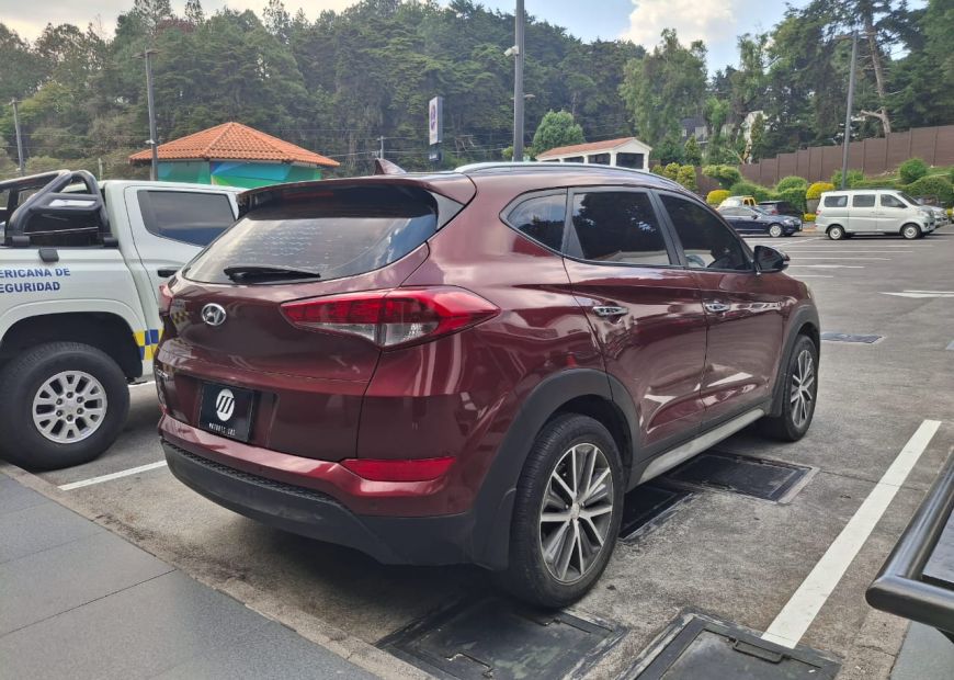 HYUNDAI TUCSON (2018)