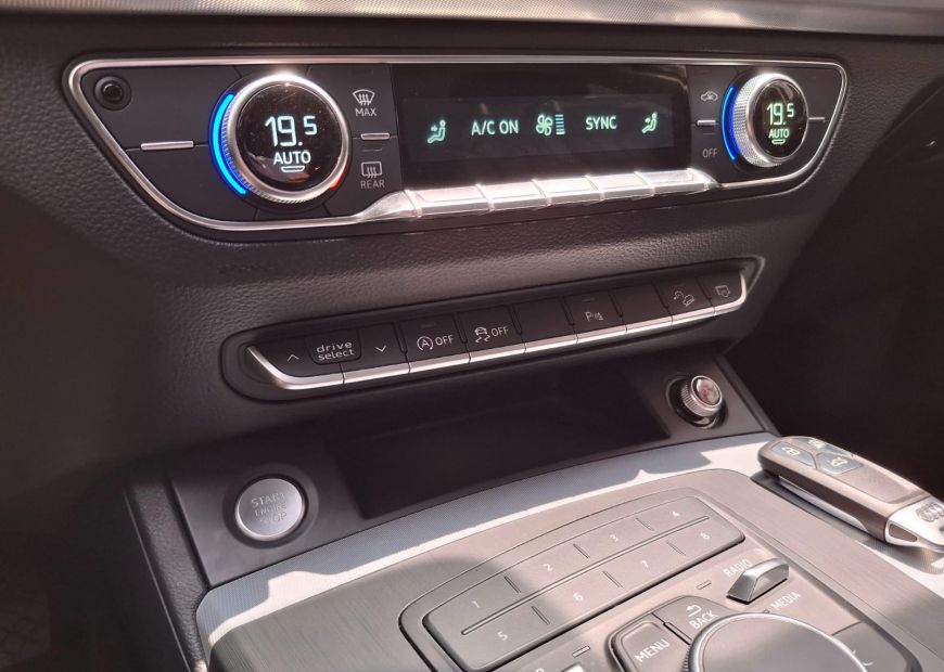 AUDI Q5 (2018)