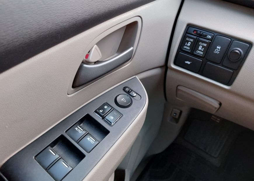 HONDA ODYSSEY (2012)