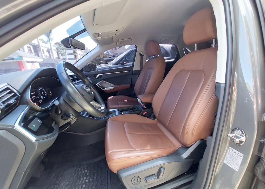 AUDI Q3 (2021)