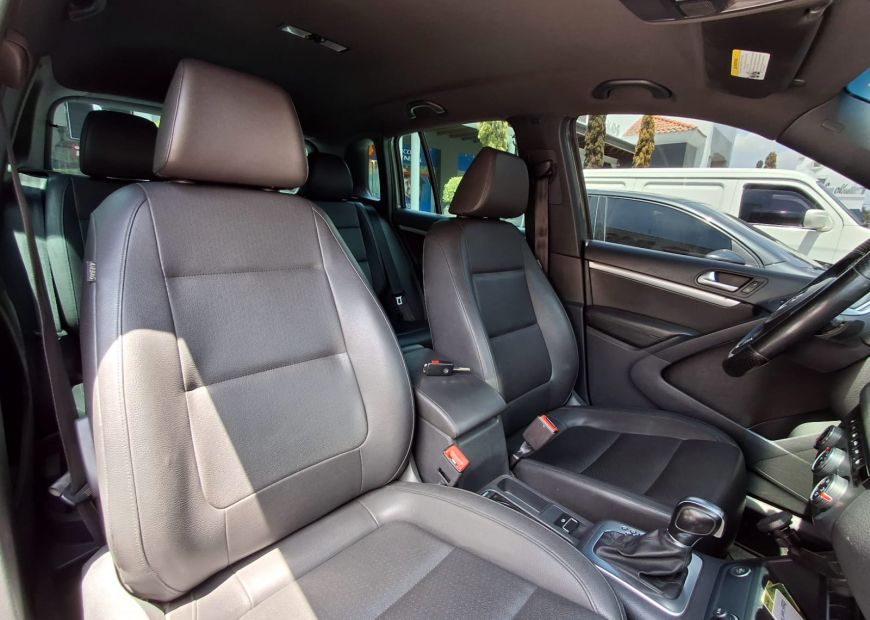 VOLKSWAGEN TIGUAN (2016)