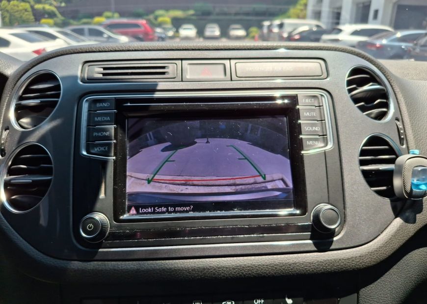 VOLKSWAGEN TIGUAN (2016)