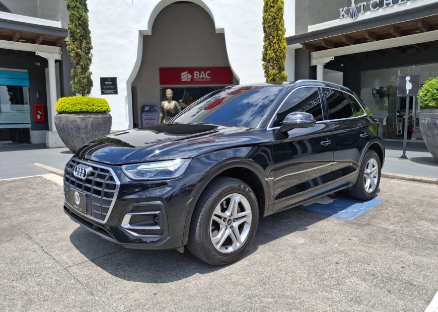 AUDI Q5 (2021)