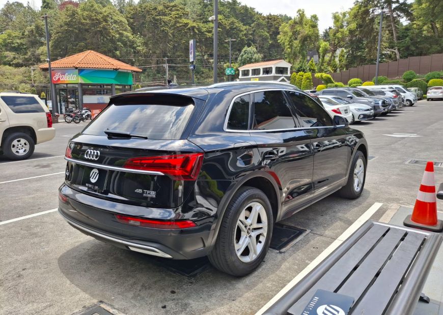 AUDI Q5 (2021)