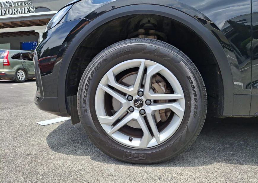 AUDI Q5 (2021)