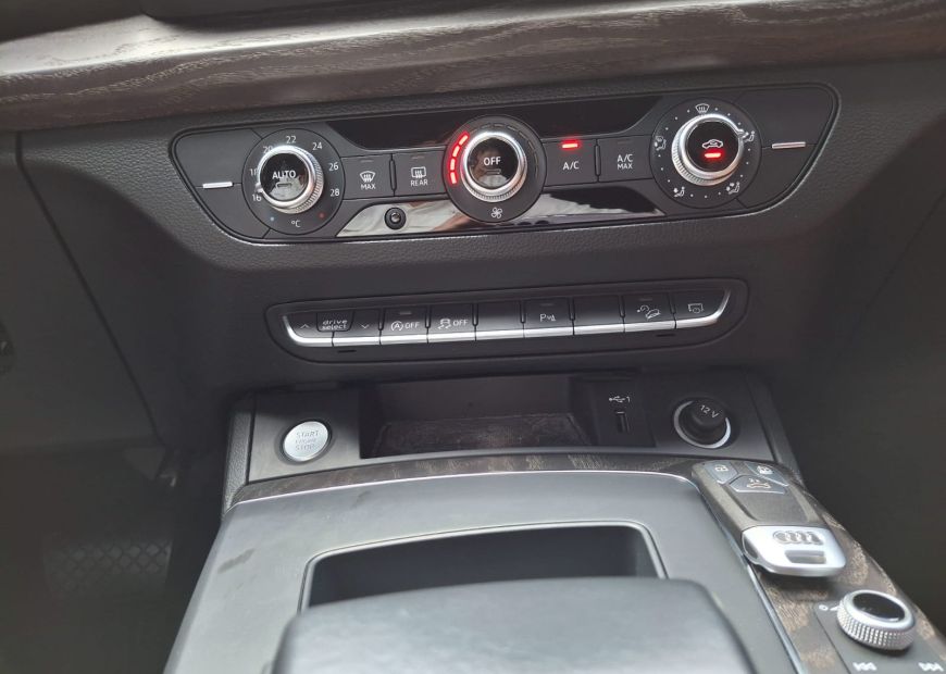 AUDI Q5 (2021)