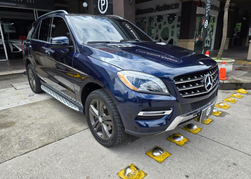 MERCEDES-BENZ ML (2014)