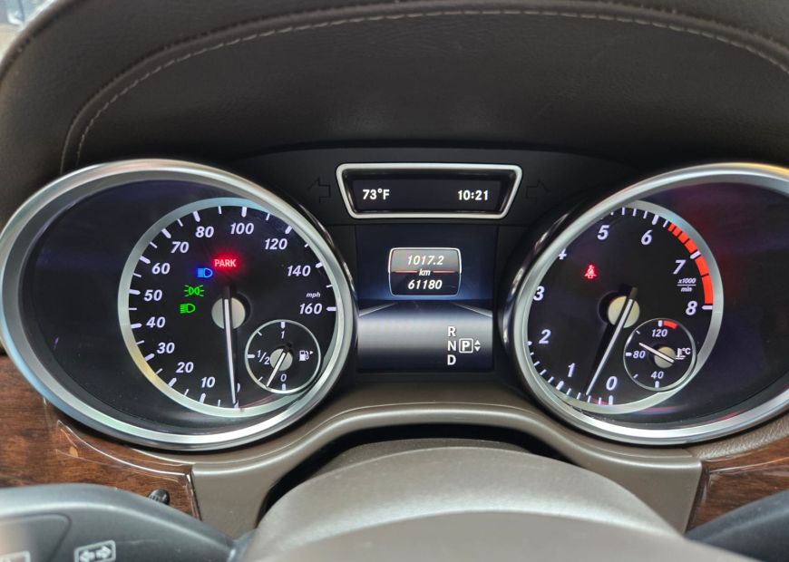 MERCEDES-BENZ ML (2014)