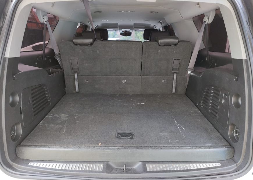 CHEVROLET SUBURBAN (2015)