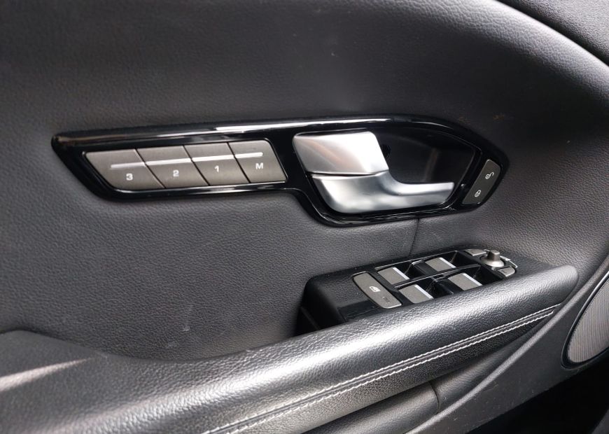 LAND ROVER RANGE R. EVOQUE (2017)