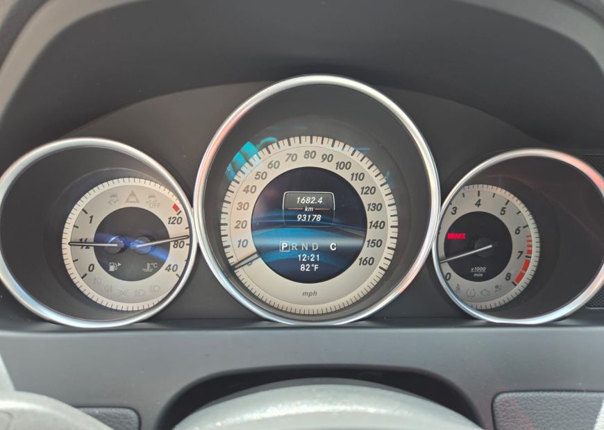 MERCEDES-BENZ C (2013)