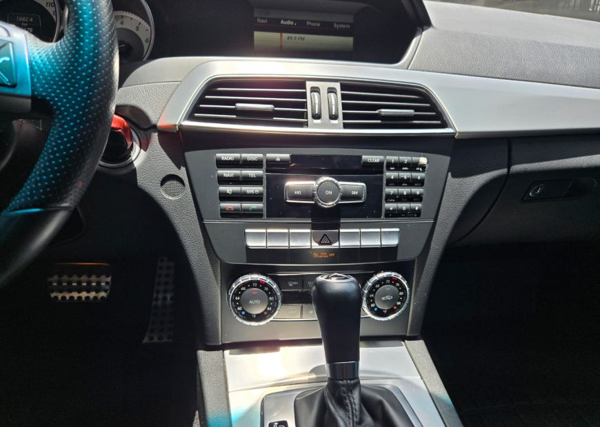MERCEDES-BENZ C (2013)