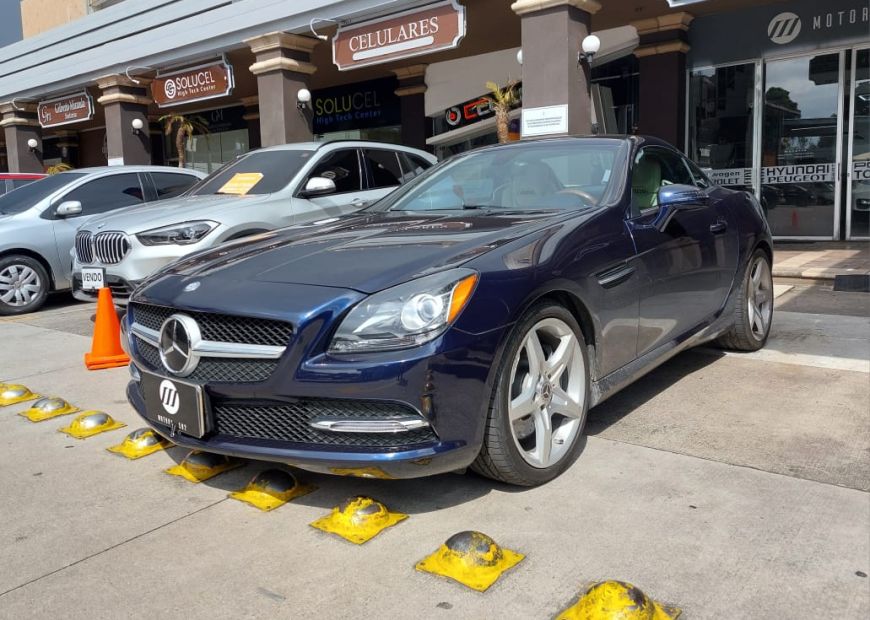 MERCEDES-BENZ SLK (2012)