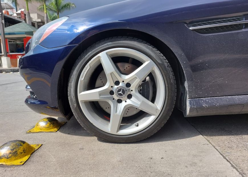 MERCEDES-BENZ SLK (2012)