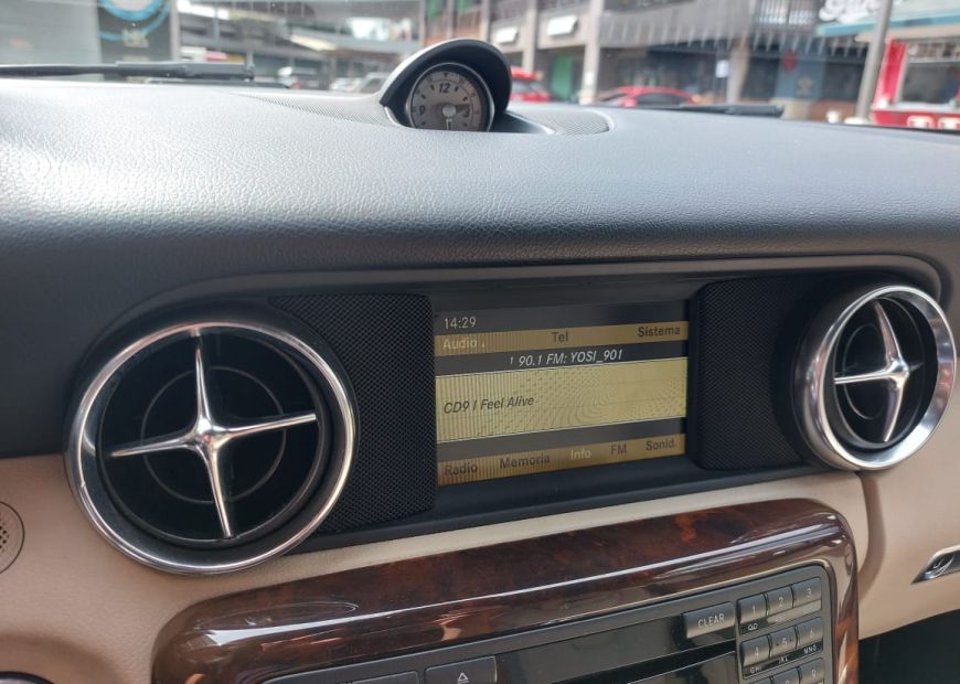 MERCEDES-BENZ SLK (2012)