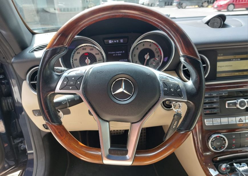 MERCEDES-BENZ SLK (2012)